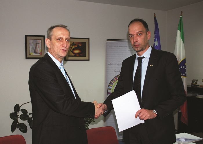 MINISTARSTVO ZA OBRAZOVANJE, NAUKU, KULTURU I SPORT ZENIČKO-DOBOJSKOG KANTONA I DVV INTERNATIONAL – URED U BOSNI I HERCEGOVINI  POTPISALI UGOVOR O SARADNJI ZA 2016. GODINU