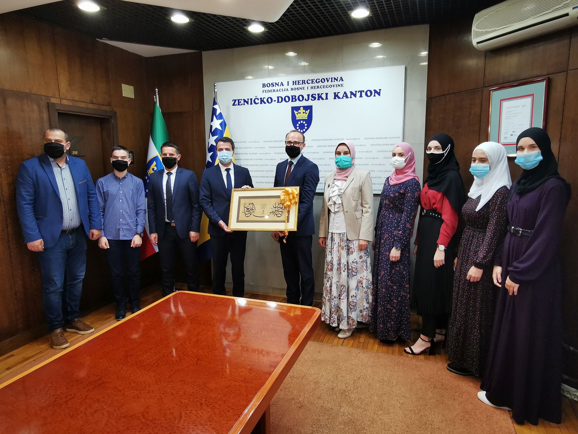 PREMIJER GANIĆ PRIMIO UČENIKE VISOČKE MEDRESE POBJEDNIKE ICESCO TAKMIČENJA