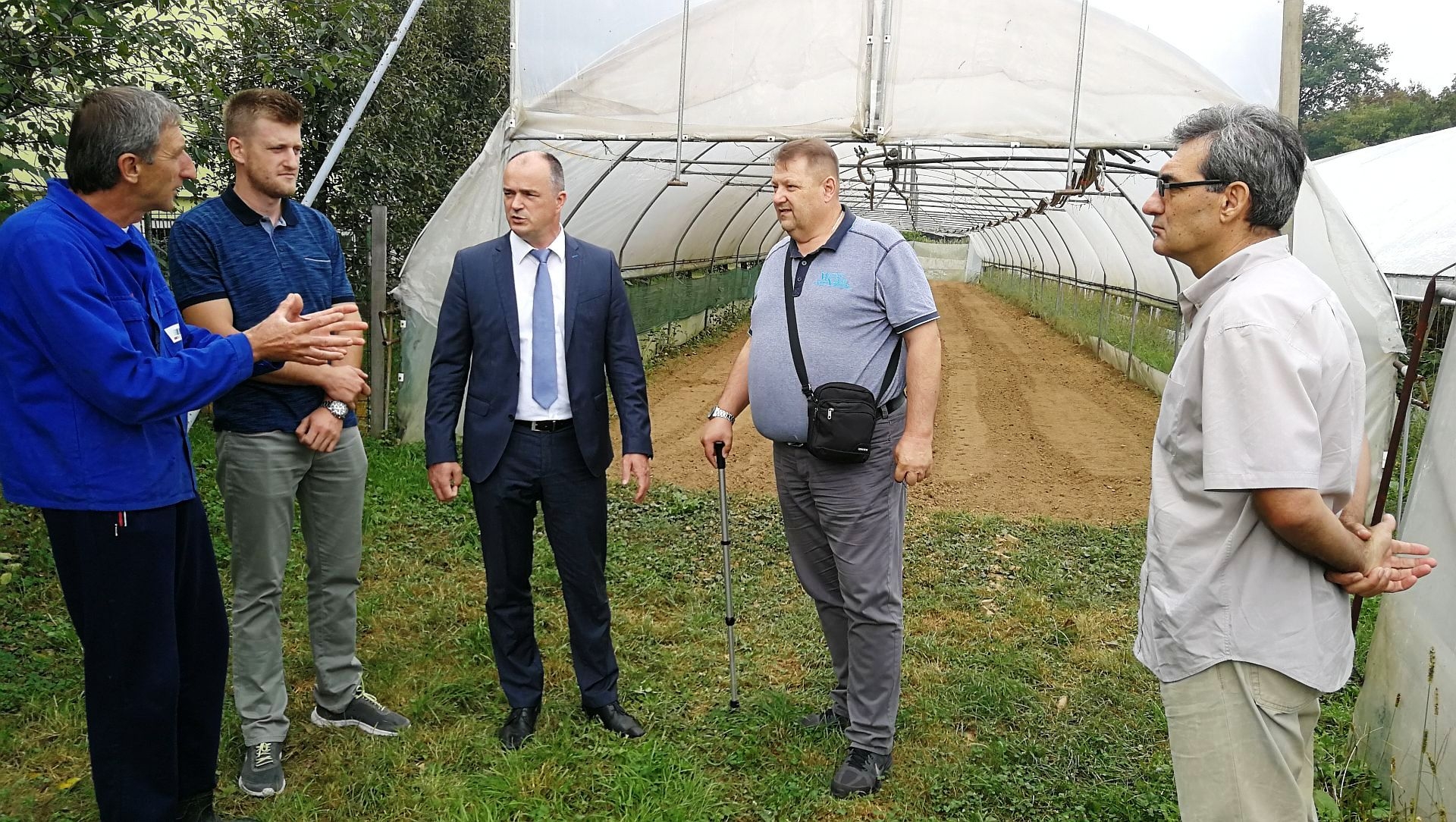 MINISTAR HIMZO SMAJIĆ: ODOBRENO 375.000 KM ZA PODRŠKU PLASTENIČKOJ I STAKLENIČKOJ PROIZVODNJI