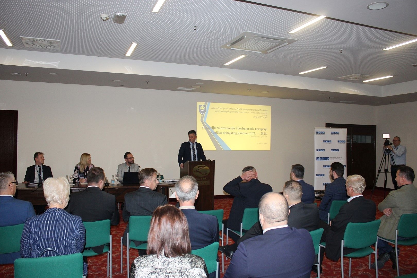 URED ZA BORBU PROTIV KORUPCIJE ZDK PREDSTAVIO STRATEGIJU ZA PREVENCIJU I BORBU PROTIV KORUPCIJE ZA PERIOD 2022.-2026. GODINA