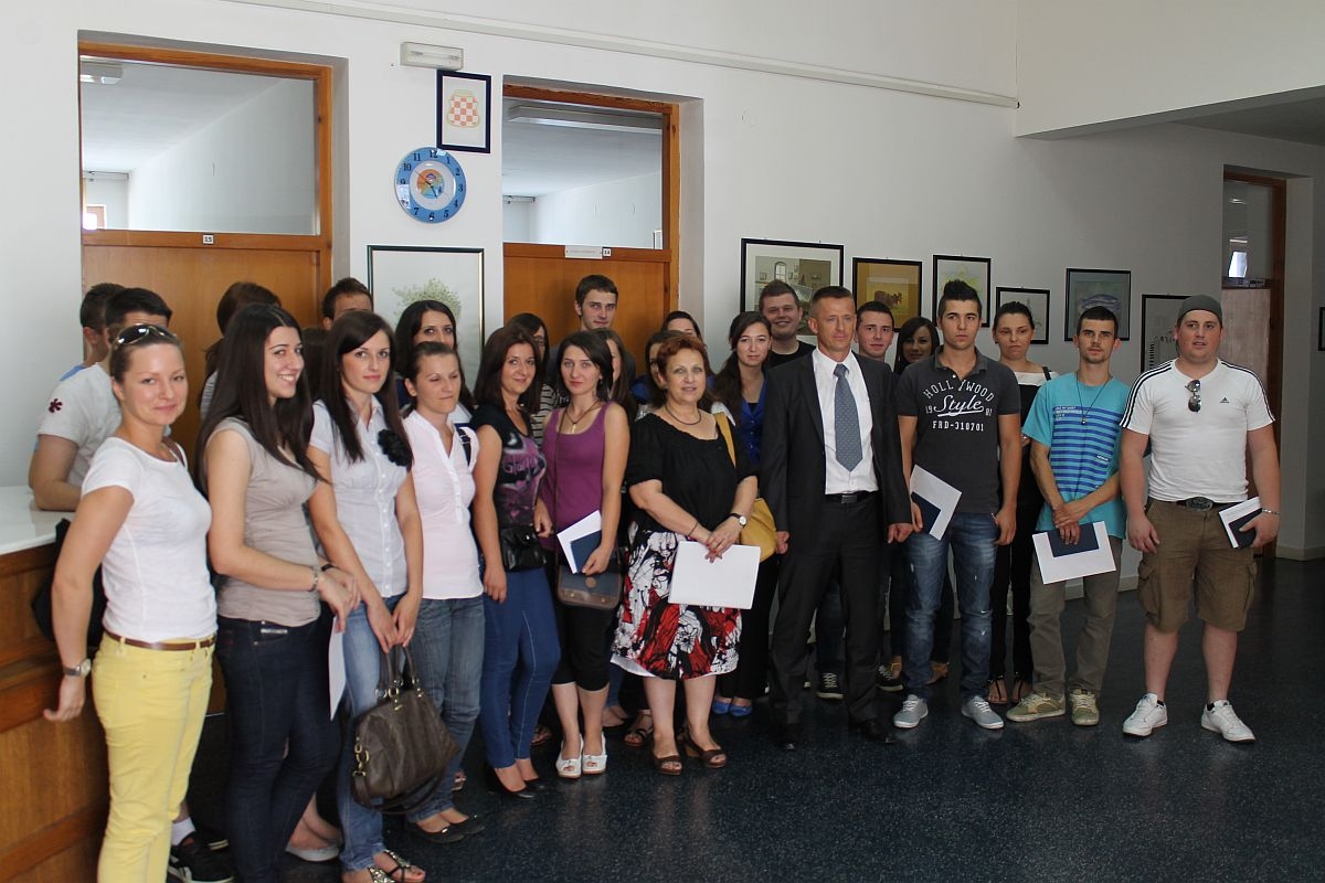 Uplaćena sredstva za udžbenike učenicima boračke populacije