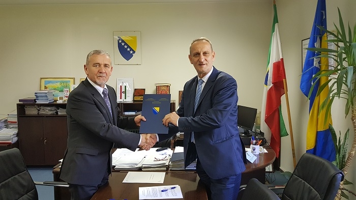 OKONČANJE RADOVA NA UTOPLJAVANJU OBJEKTA STUDENTSKOG CENTRA UNIVERZITETA U ZENICI