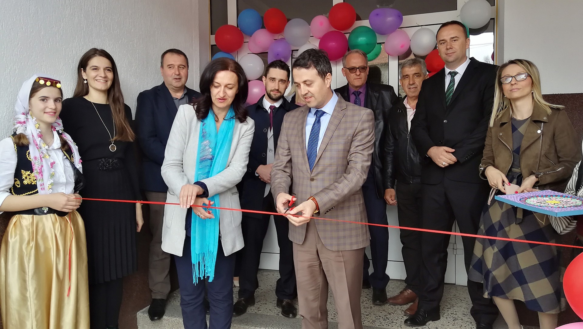 PREMIJER GANIĆ OZVANIČIO ZAVRŠETAK VANJSKE REKONSTRUKCIJE PŠ ŽUPČA: TRAJNO OPREDJELJENI ZA RAZVOJ ŠKOLSKE INFRASTRUKTURE