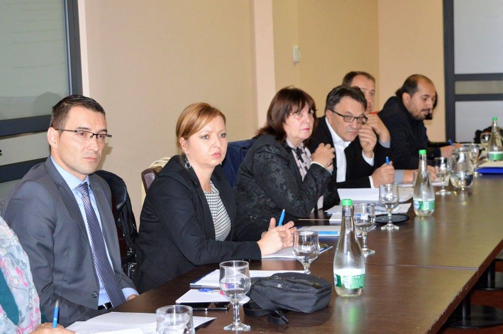 OKRUGLI STO „RAZMJENA ISKUSTAVA O ANTIKORUPCIJSKIM NAPORIMA ANTIKORUPCIJSKIH TIMOVA ZENIČKO-DOBOJSKOG I KANTONA SREDNJE BOSNE“