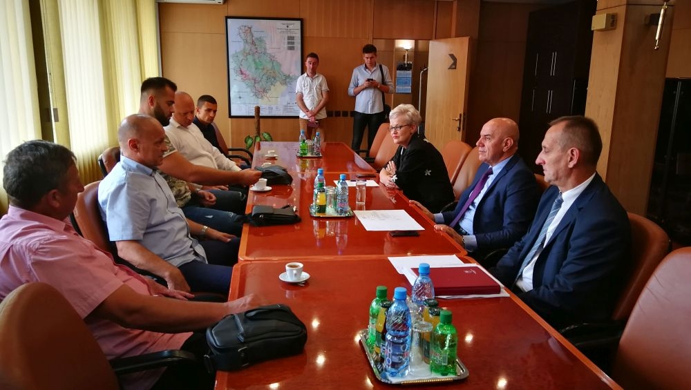 PREMIJER GALIJAŠEVIĆ PRIMIO OSVAJAČE MEDALJA U ŠPANIJI: PODRŠKA I NOVČANA NAGRADA ZA PEZERA, ALIĆA, MUJEZINOVIĆA, MILEUSNIĆA I TRENERE AK ZENICA