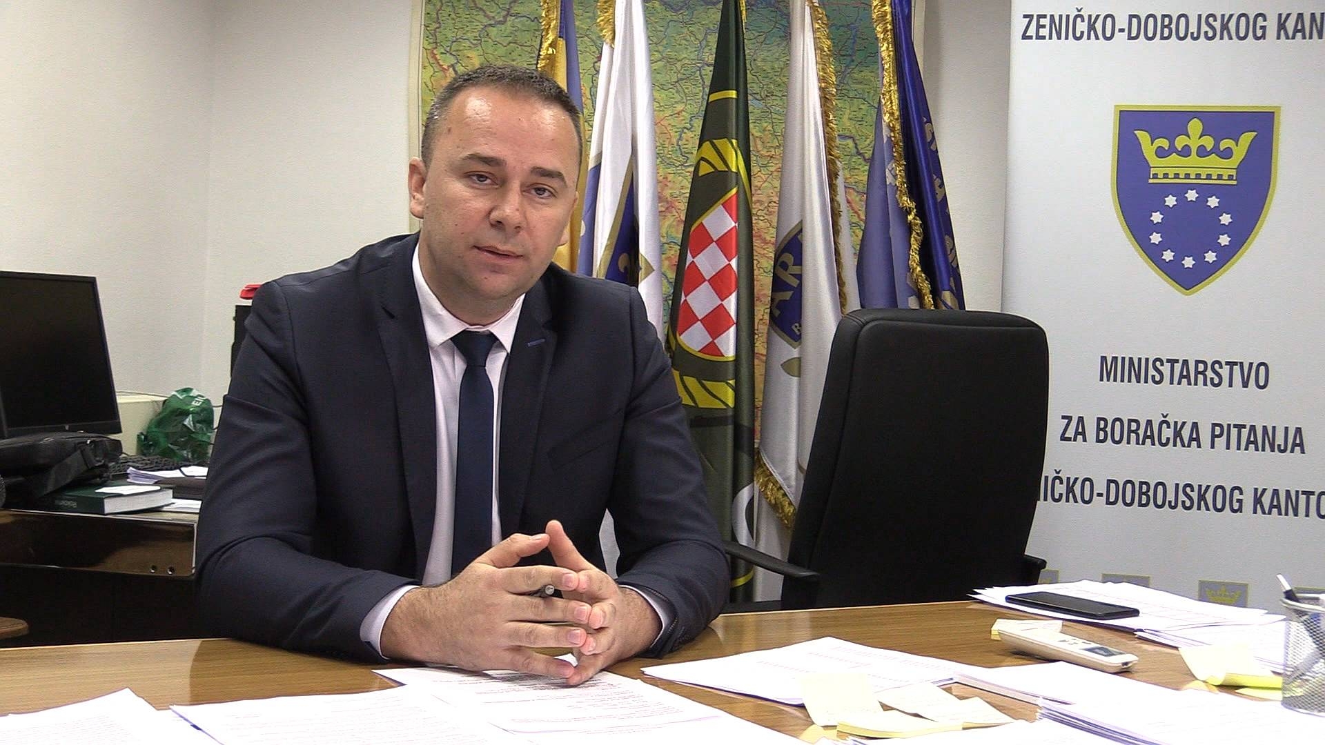 ČOLAKOVIĆ: ZDK IZDVAJA NAJVEĆA SREDSTVA ZA BORAČKE STIPENDIJE U FBIH