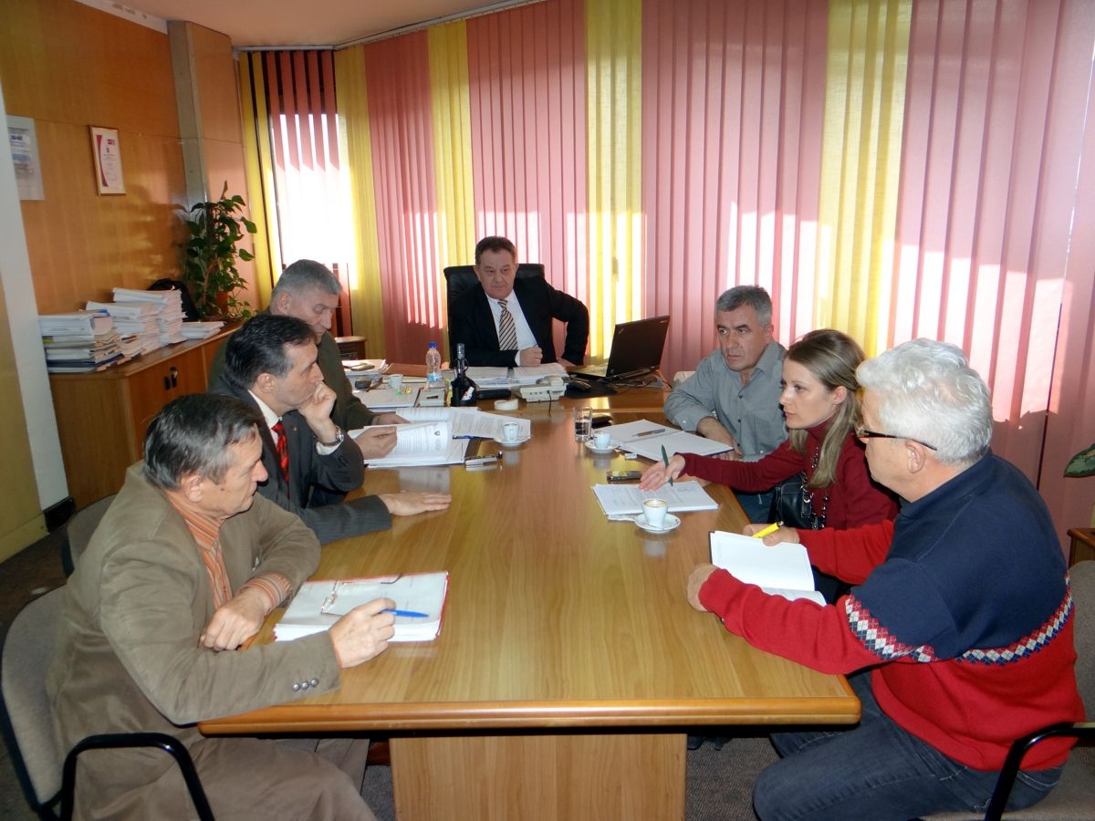 Teška situacija u preduzeću "Velepromet- Maloprodaja" d.d. Visoko