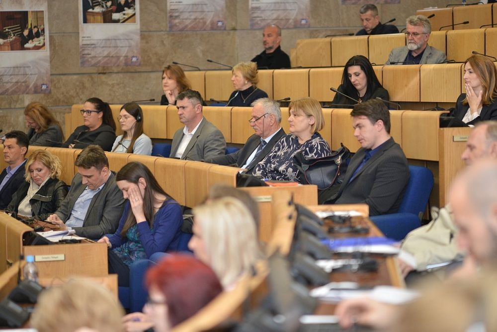 PORUKA KONFERENCIJE U SARAJEVU: NEOPHODNO USPOSTAVITI ZAKONSKI OKVIR ZAŠTITE PRIJAVILACA KORUPCIJE U FBIH