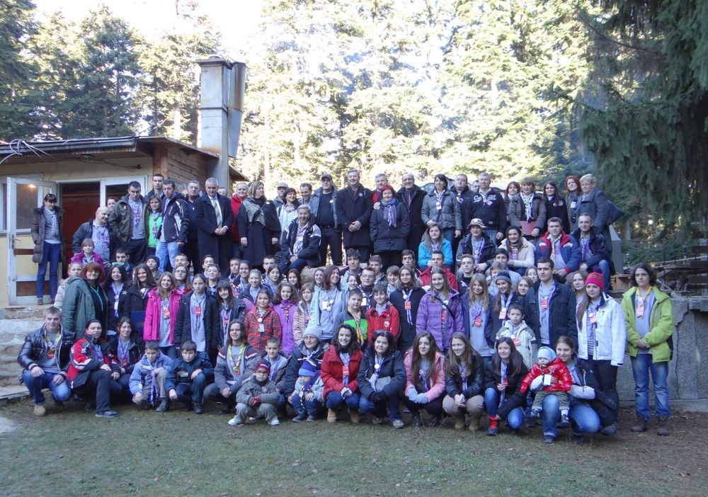 KOZARA JE ZASJALA BOJAMA  IZVIĐAČA