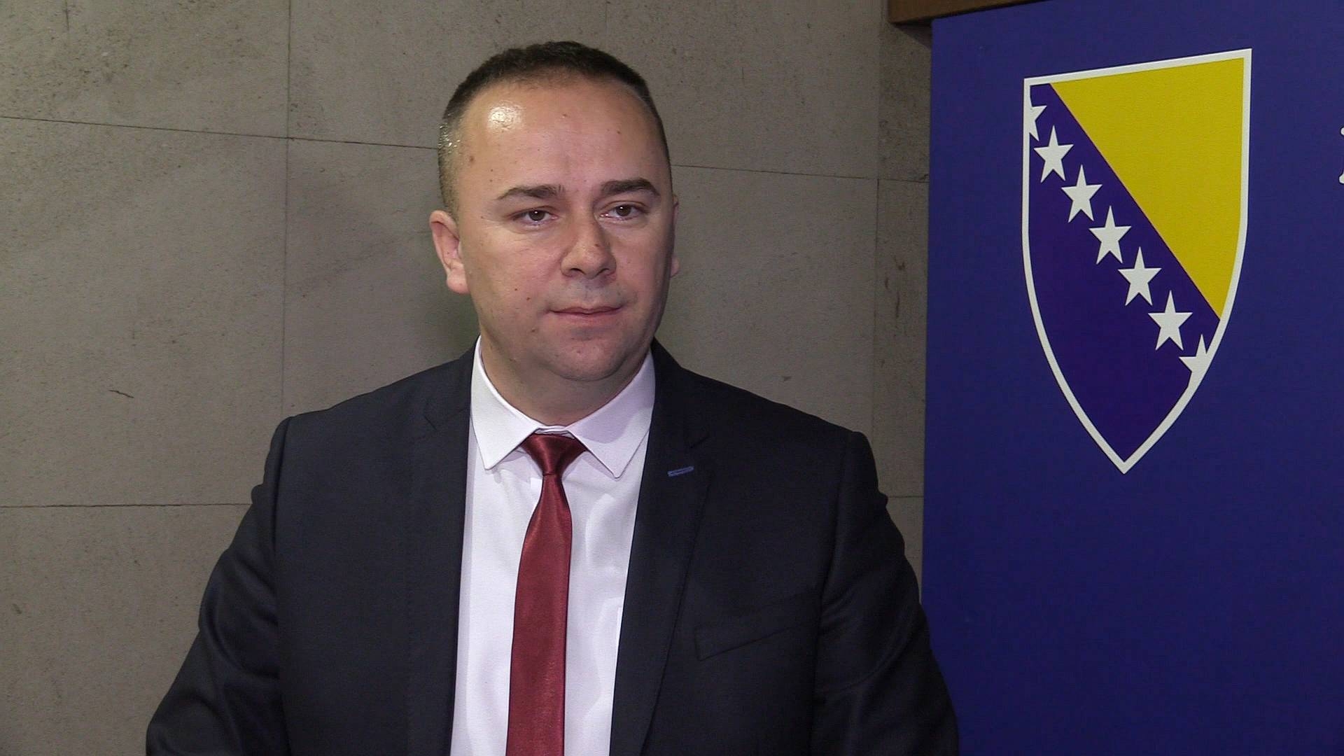 PRAVO NA BORAČKU STIPENDIJU OSTVARILA 2.033 STUDENTA U ZDK