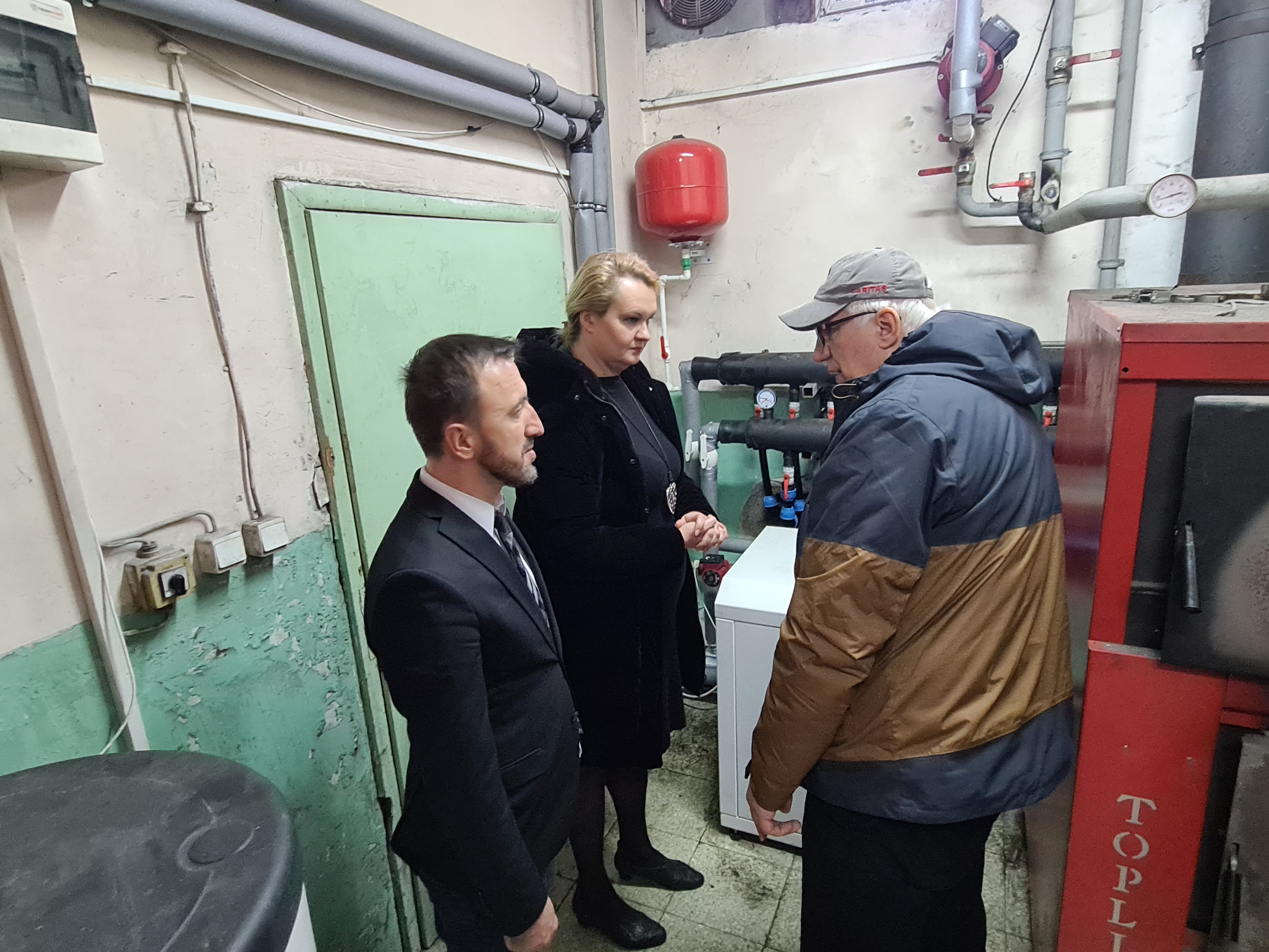 MONKS ZDK I CARITAS ŠVICARSKE OZVANIČILI ZAVRŠETAK PROJEKTA UTOPLJAVANJA ČETIRI ŠKOLSKE ZGRADE