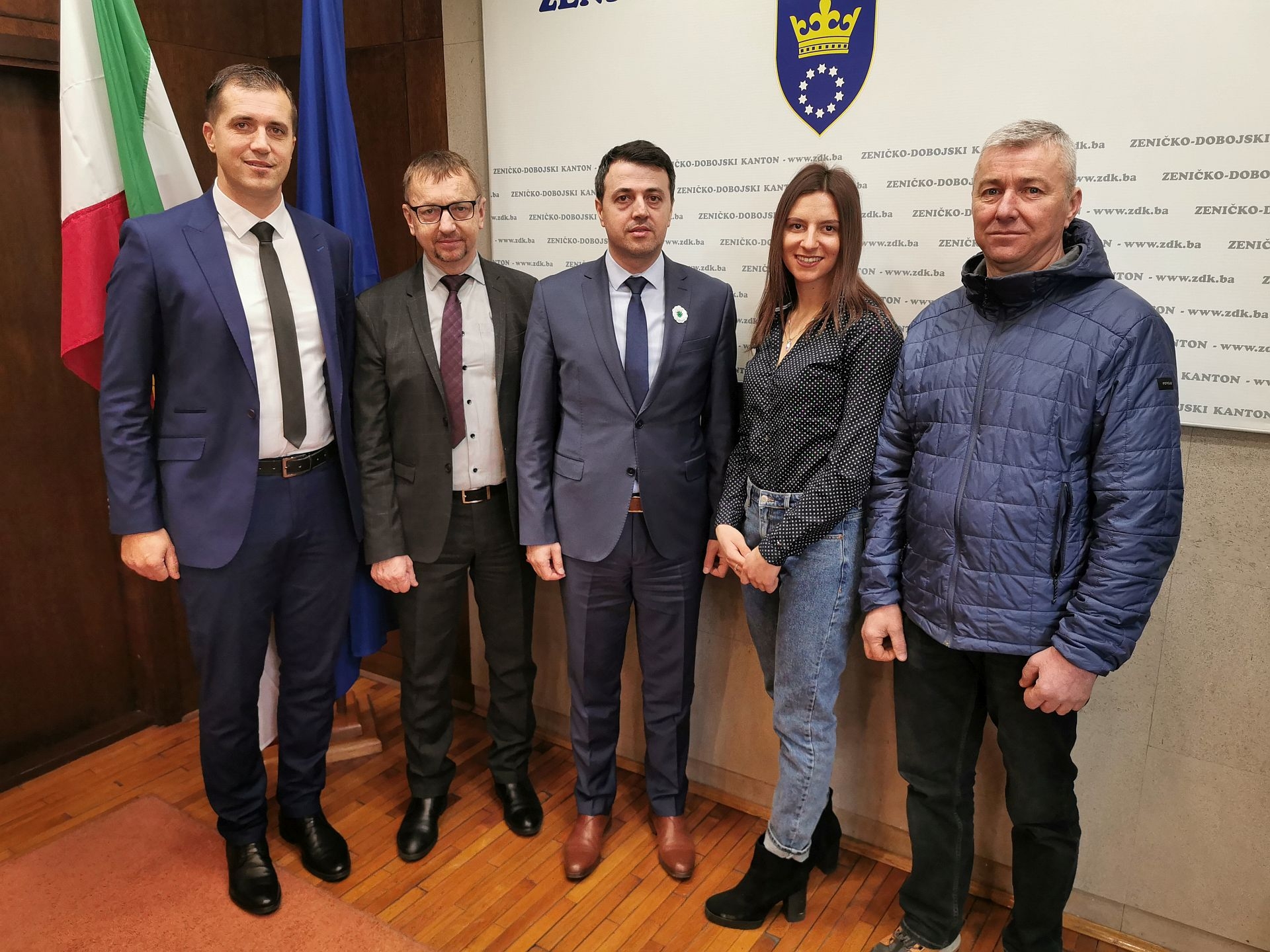 PREMIJER GANIĆ PRIMIO NAJBOLJU BH SKIJAŠICU ELVEDINU MUZAFERIJU