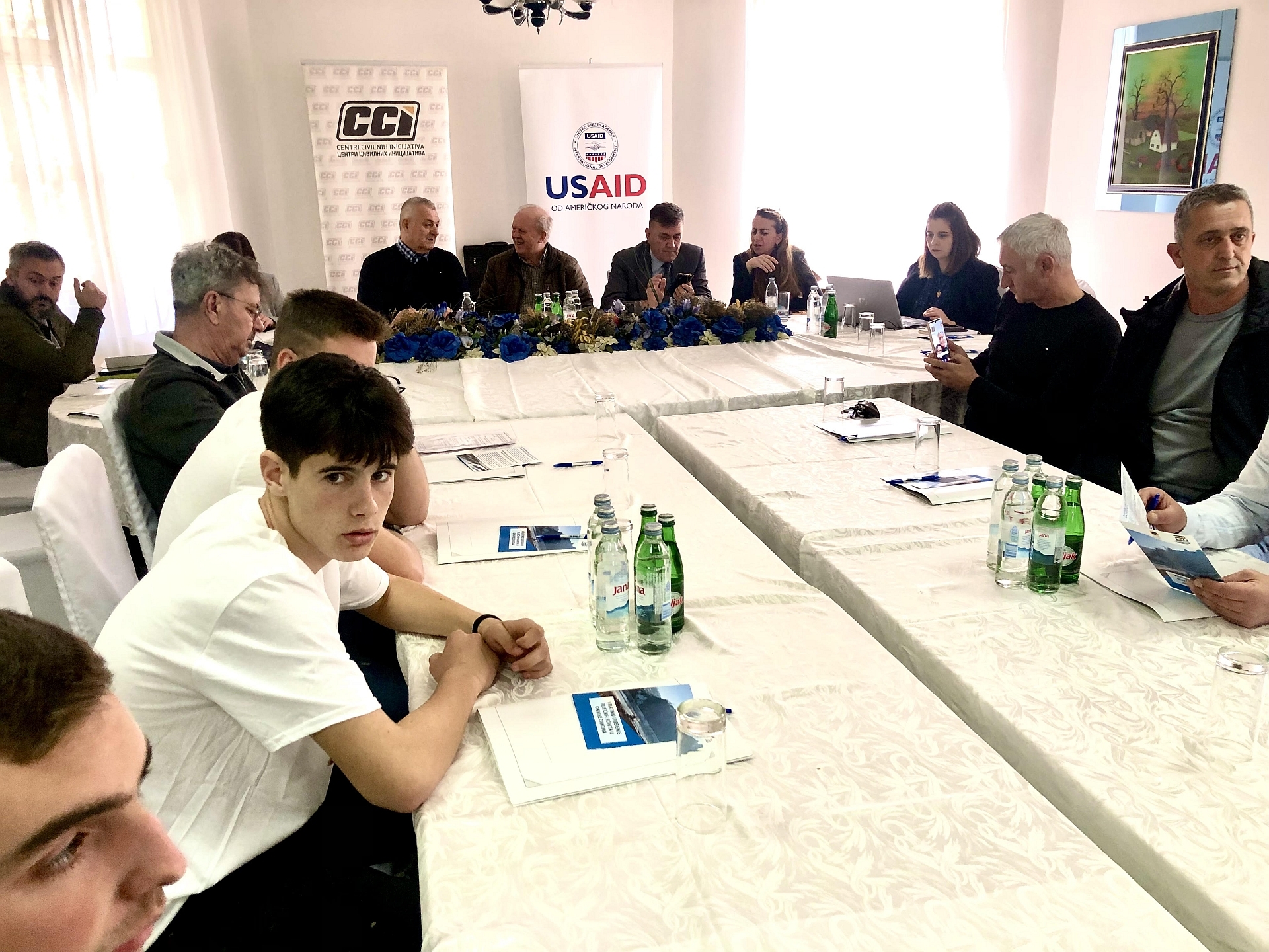 MINISTAR MARIĆ I CENTRI CIVILNIH INICIJATIVA ZA OKRUGLIM STOLOM O EKSPLOATACIJI ŠLJUNKA