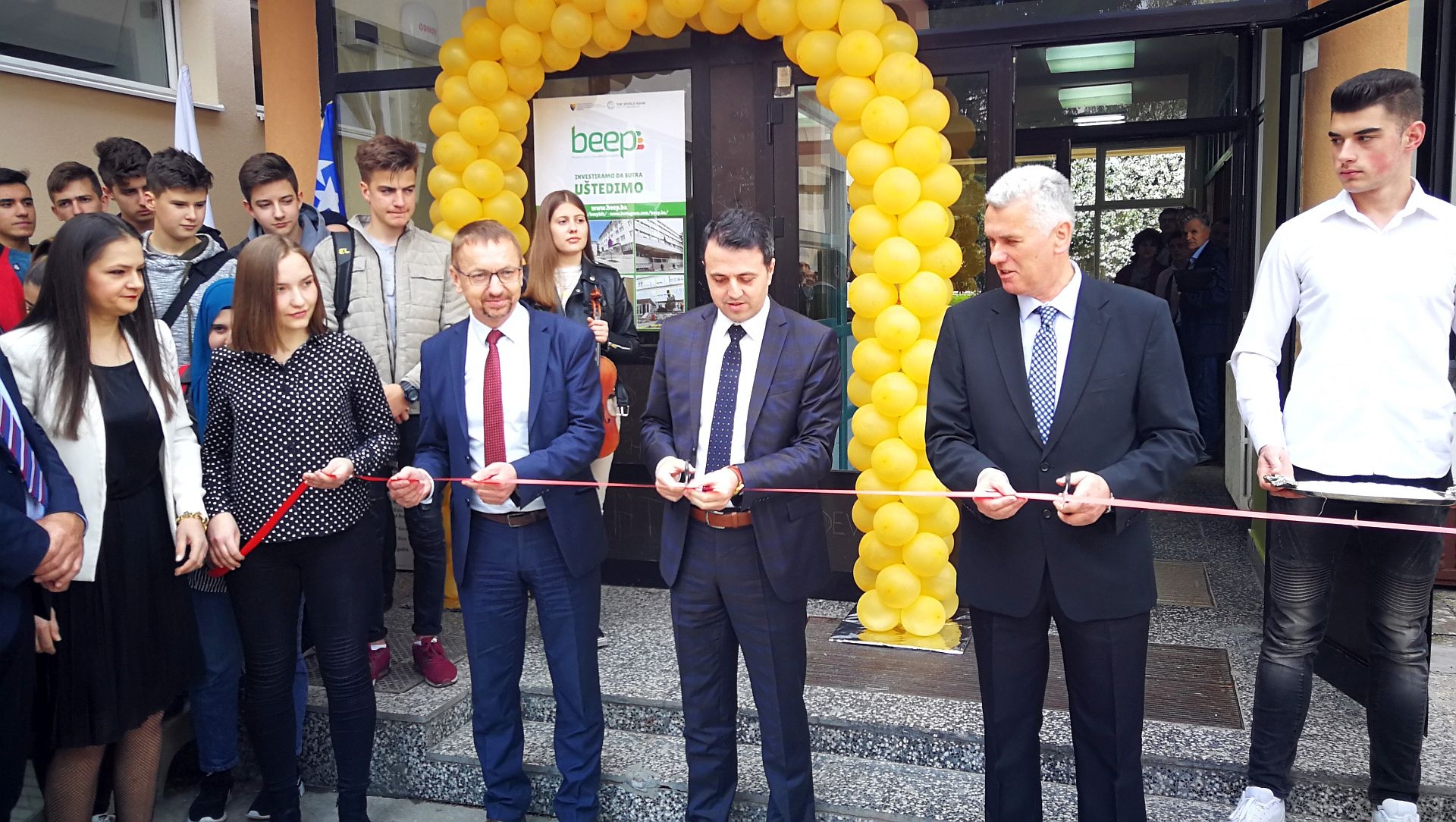 ZAVRŠENI RADOVI NA VISOČKOJ GIMNAZIJI: UŠTEDE NA ENERGENTIMA I BOLJI USLOVI ZA IZVOĐENJE NASTAVE