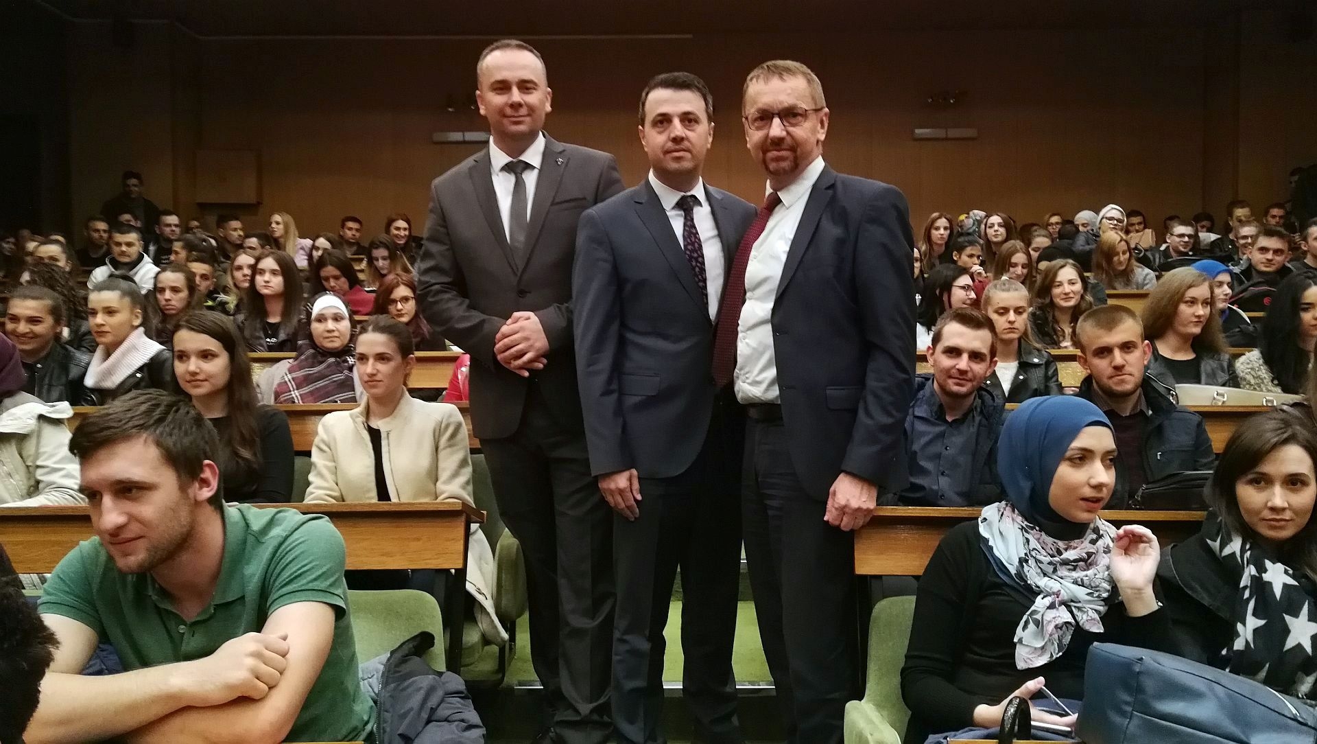 VLADA ZDK: BORAČKE STIPENDIJE DOBILA 524 STUDENTA IZ ZENICE