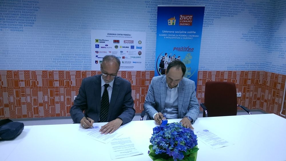 OTVOREN MULTIFUNKCIONALNI CENTAR NAMIJENJEN ZA ADEKVATNU PODRŠKU ŽIVOTU U ZAJEDNICI OSOBA S INVALIDITETOM-POTPISIVANJE UGOVORA O SARADNJI