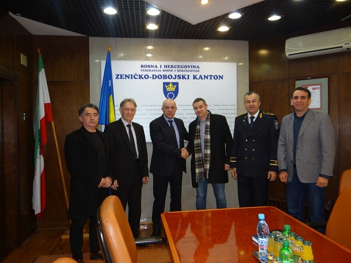 POTPISAN KOLEKTIVNI UGOVOR SA SINDIKATOM POLICIJE MINISTARSTVA UNUTRAŠNJIH POSLOVA  ZDK