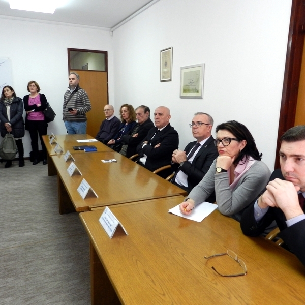 PREMIJER GALIJAŠEVIĆ SA SARADNICIMA NA PREZENTACIJI PROJEKATA REKONSTRUKCIJE KANTONALNE BOLNICE ZENICA